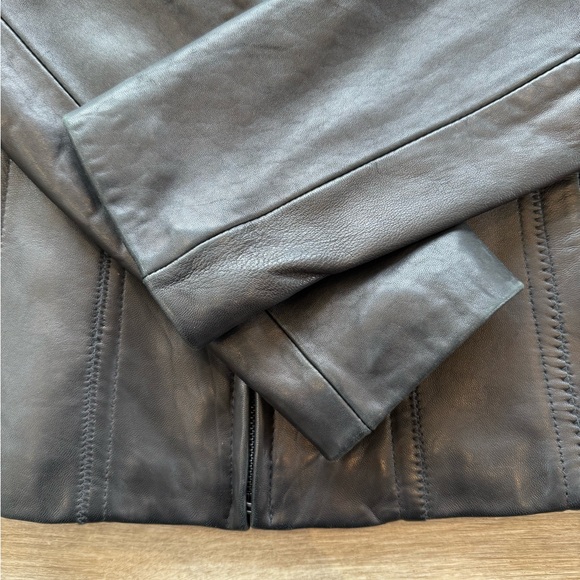 Black Genuine Leather Vintage Jacket - Picture 4 of 16